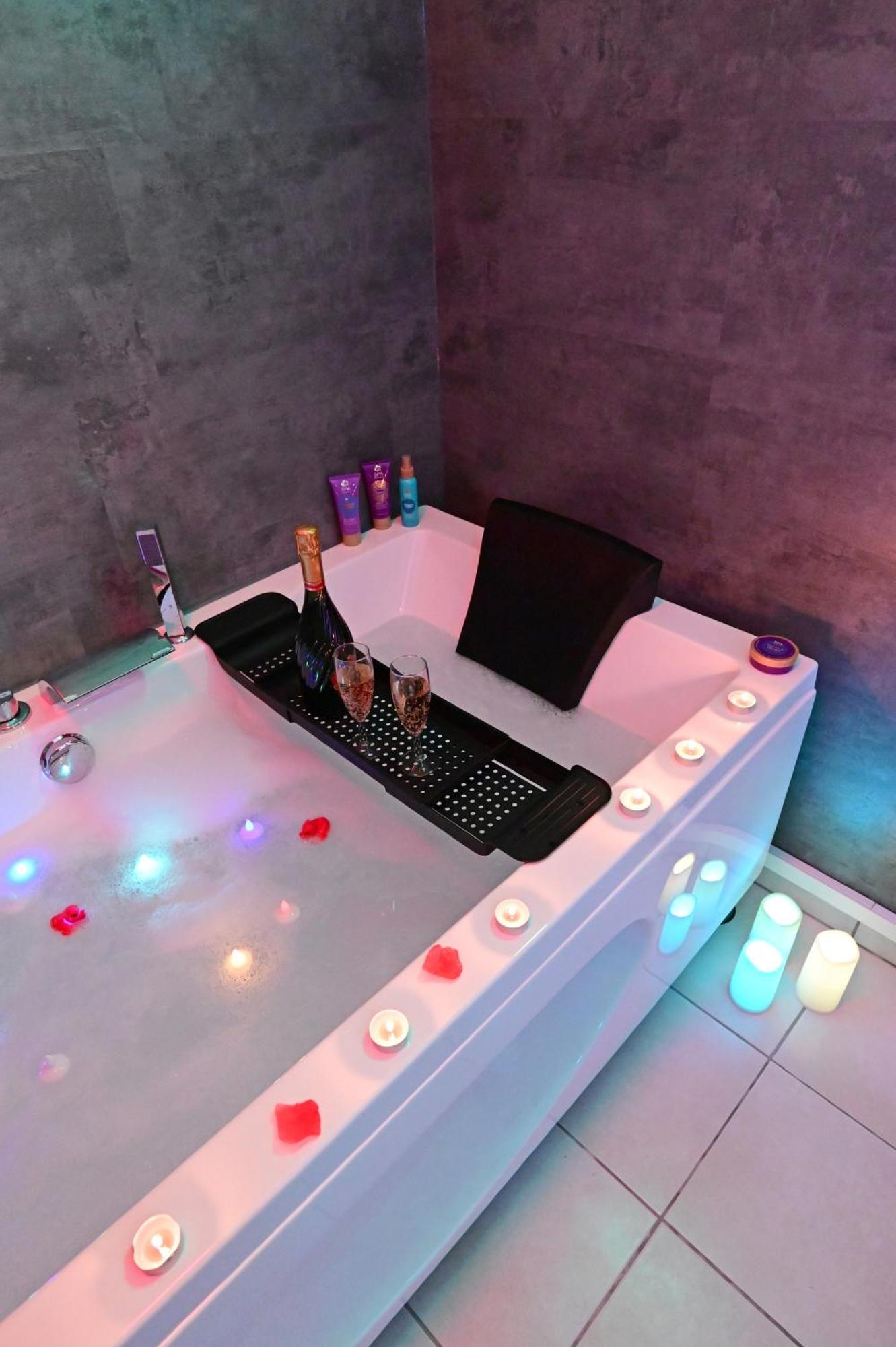 Love Room A Deux Pas De L'Ocean Avec Hammam, Sauna Et Bain A 2 :-) ビスカロッス エクステリア 写真