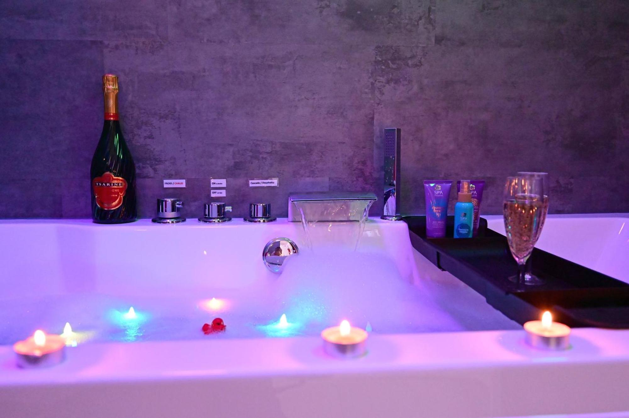 Love Room A Deux Pas De L'Ocean Avec Hammam, Sauna Et Bain A 2 :-) ビスカロッス エクステリア 写真
