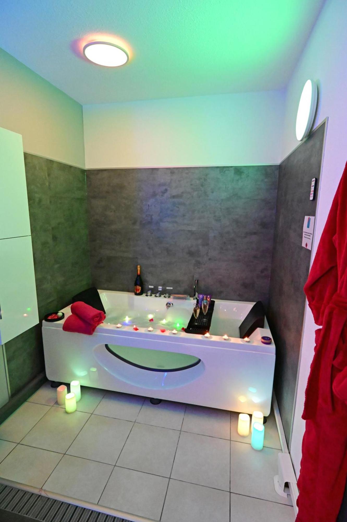 Love Room A Deux Pas De L'Ocean Avec Hammam, Sauna Et Bain A 2 :-) ビスカロッス エクステリア 写真